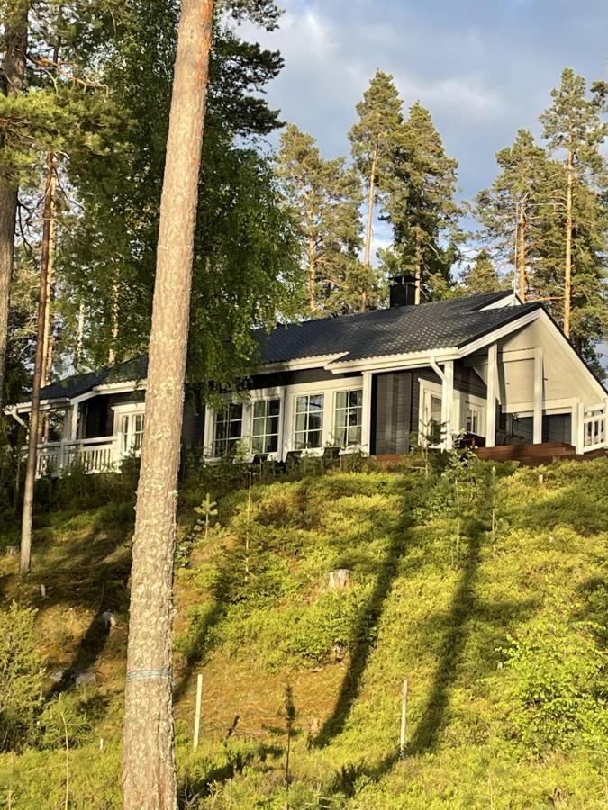 Elegant Villa On The Shore Of Lake Saimaa Lappeenranta Exterior photo